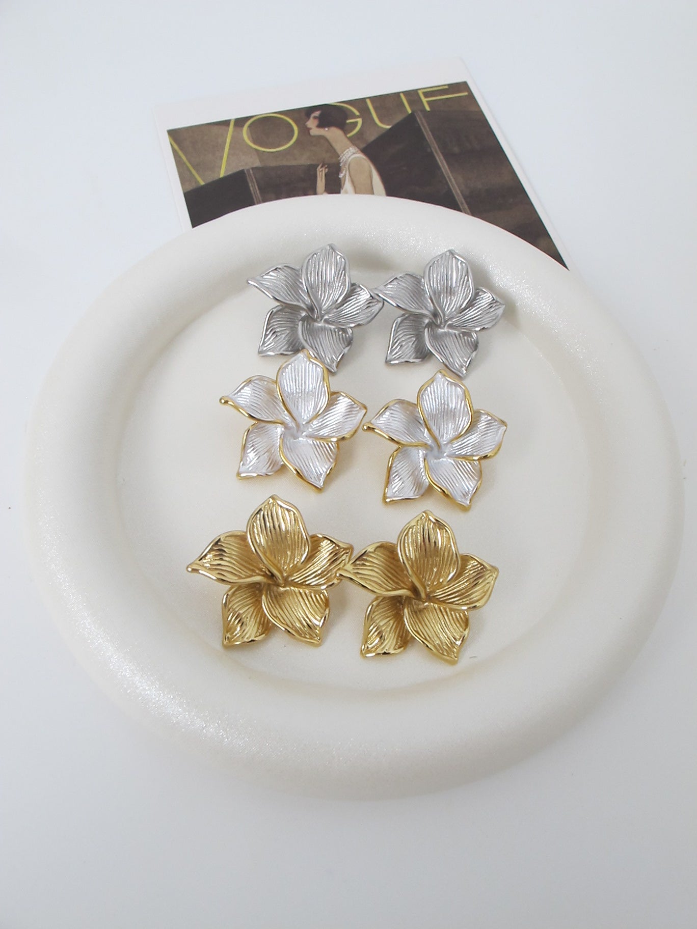 Pure blossom σκουλαρίκια