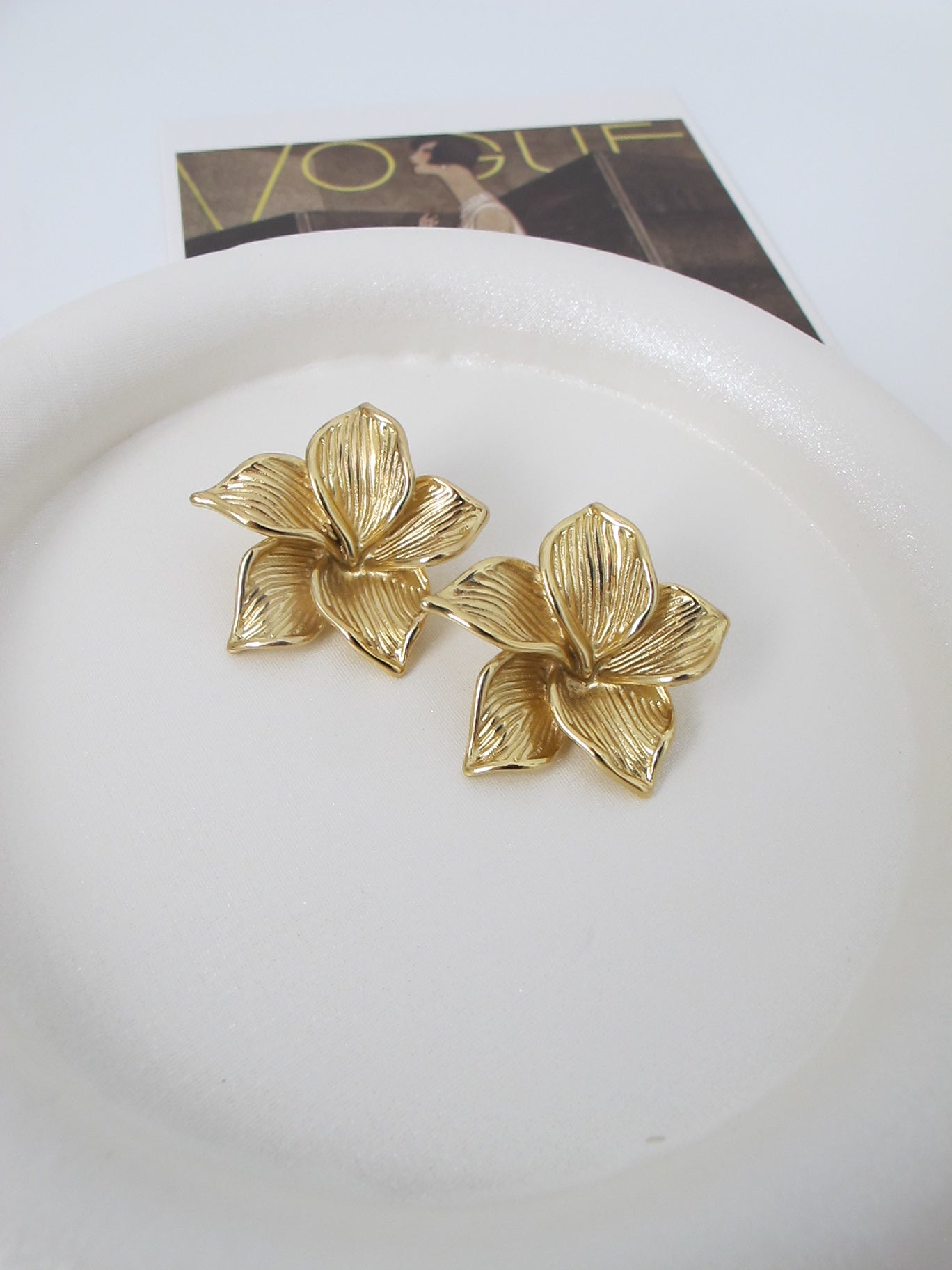 Pure blossom σκουλαρίκια