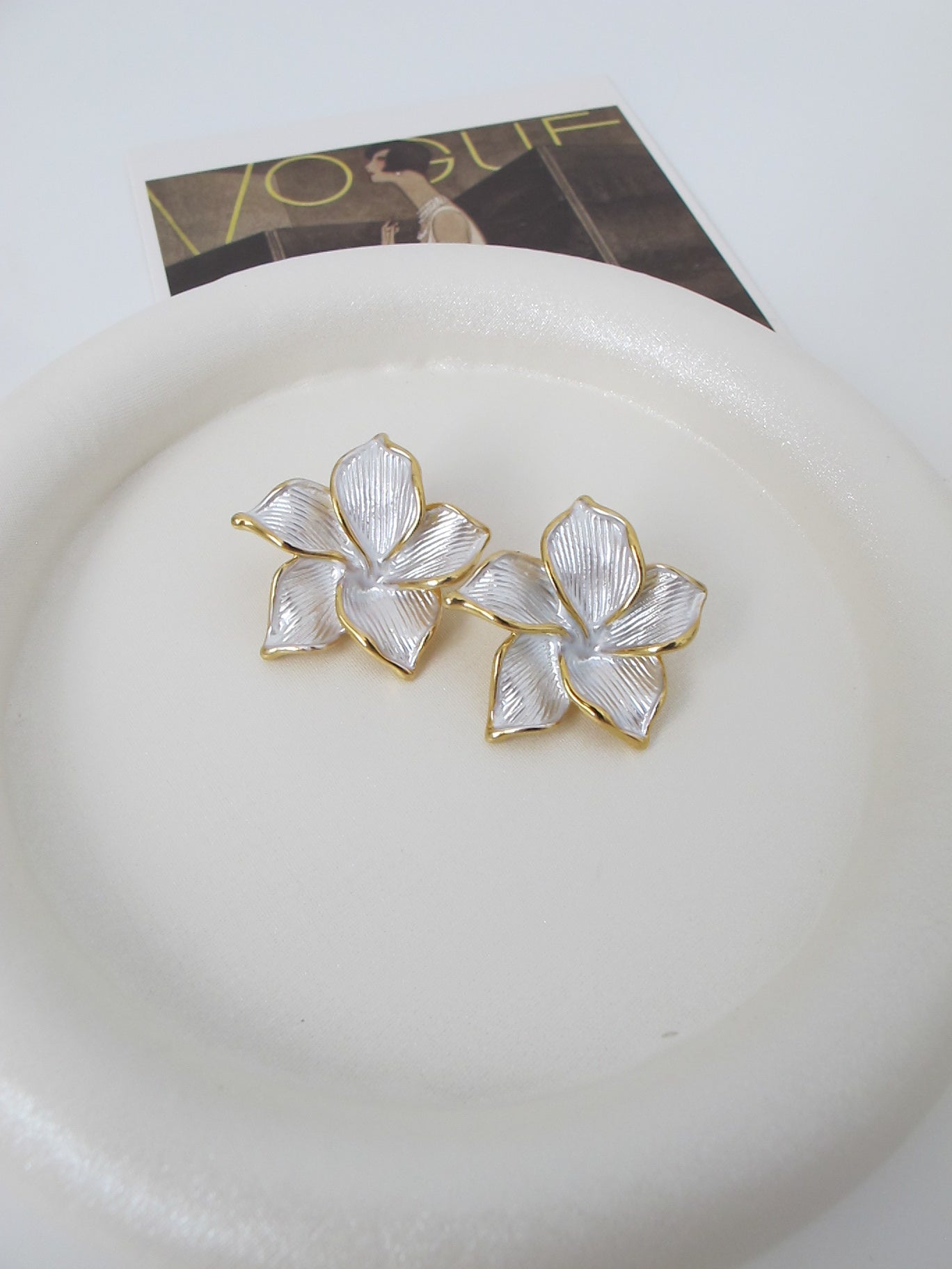 Pure blossom σκουλαρίκια